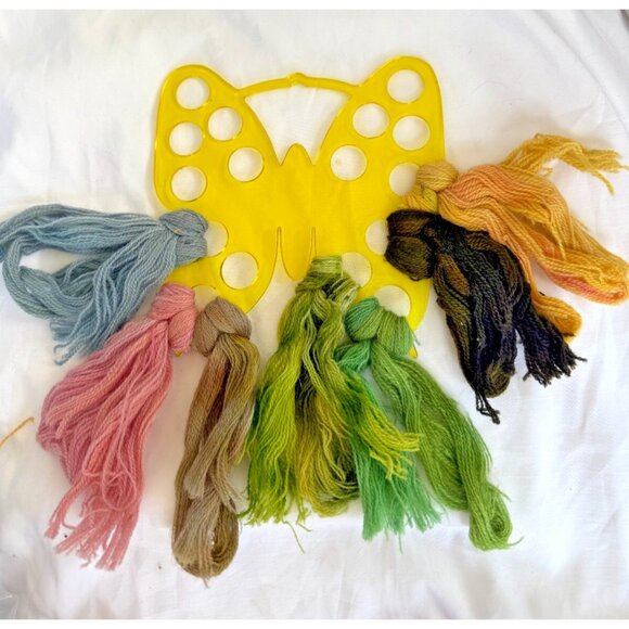 Butterfly Yarn Floss Organizer Needlework Plastic Divider Craft Tool - Picture 4 of 5